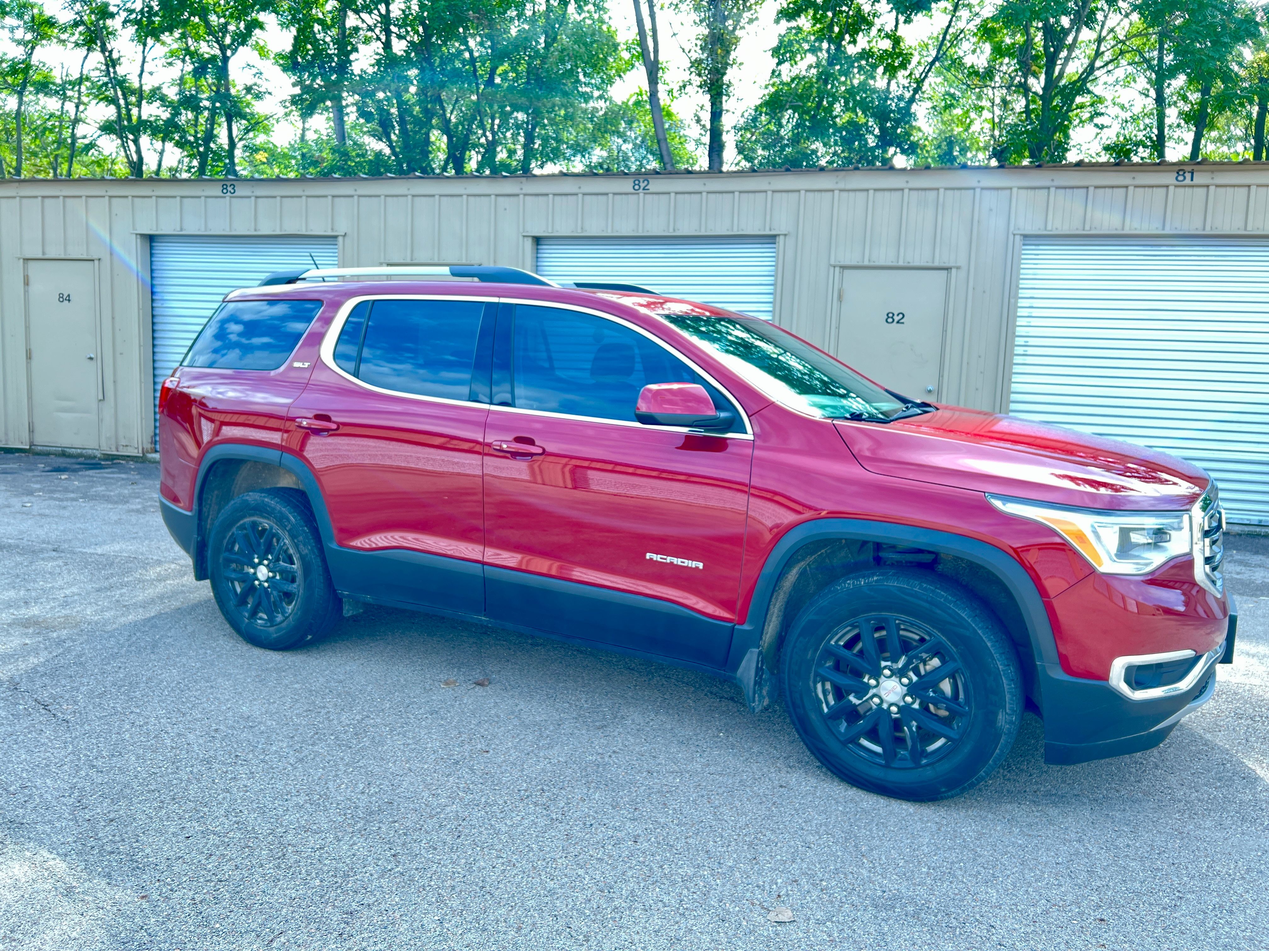 Used 2019 GMC Acadia SLT FWD image 10