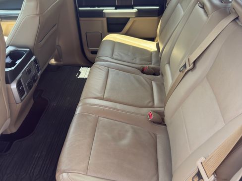 Used 2017 Ford F150 Lariat RWD image 21