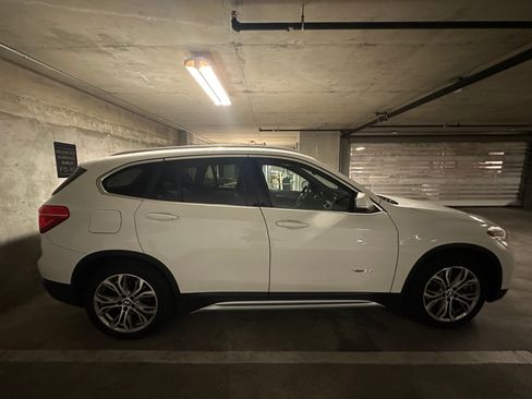 Used 2016 BMW X1 xDrive28i AWD/4WD image 5