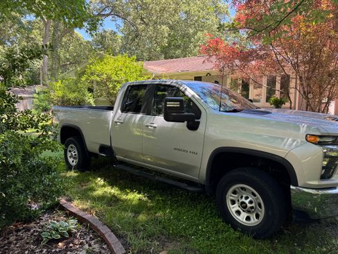 Used 2021 Chevrolet Silverado 2500 LT w/ Convenience Package AWD/4WD image 6
