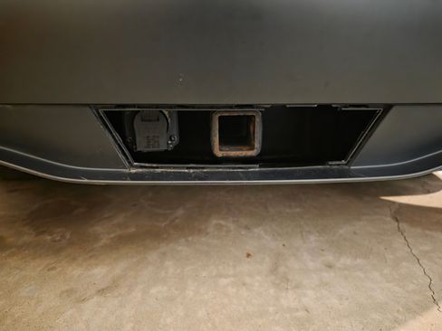 Used 2022 Tesla Model Y Long Range image 17