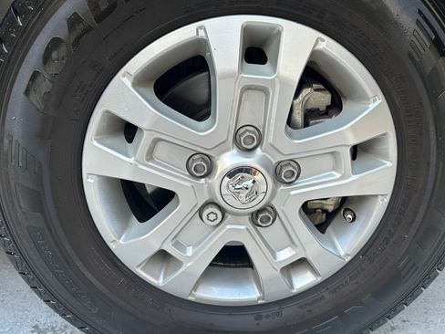 Used 2024 RAM ProMaster 2500 w/ Quick Order Package 22G SLT image 21