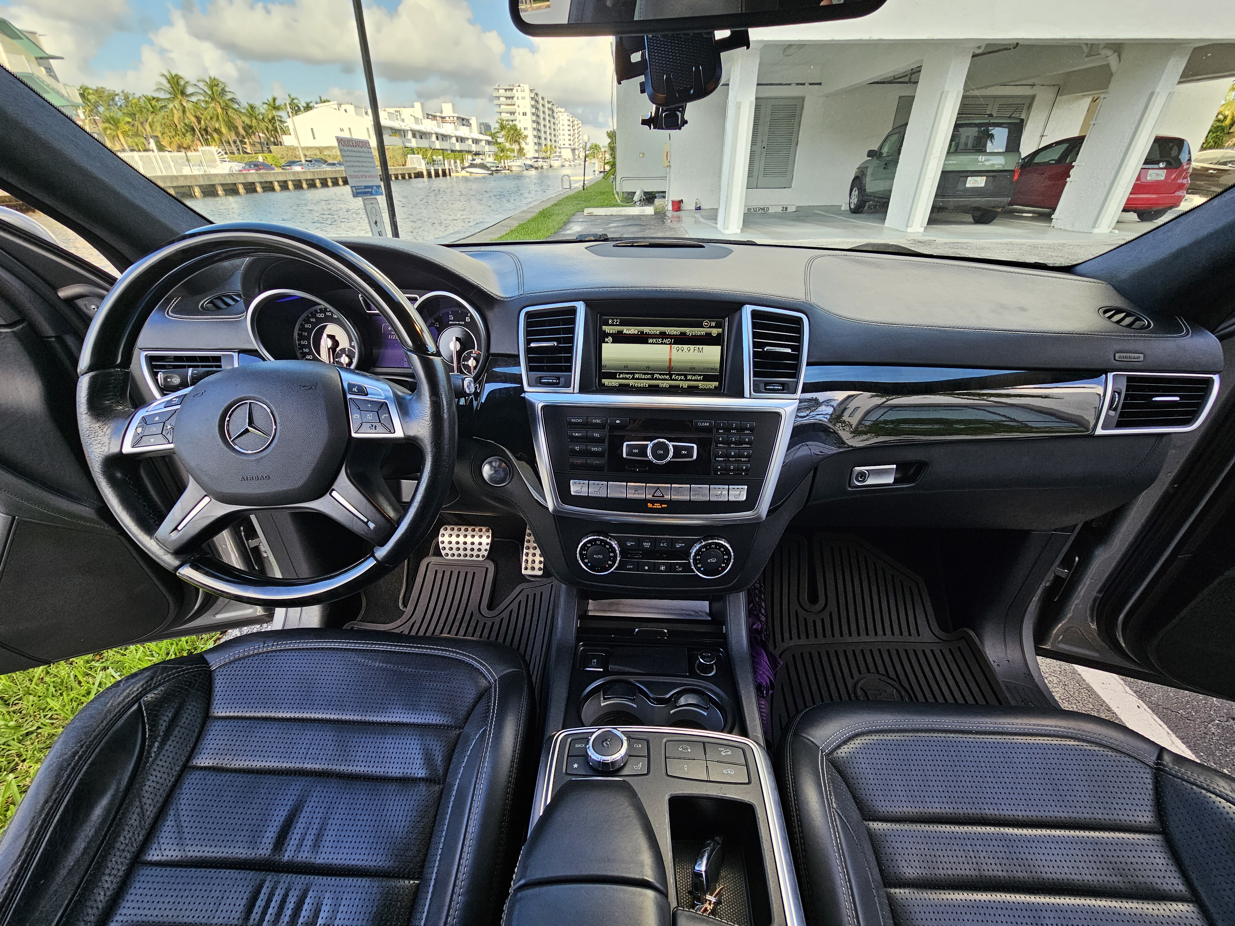 Used 2014 Mercedes-Benz ML 63 AMG 4MATIC image 28
