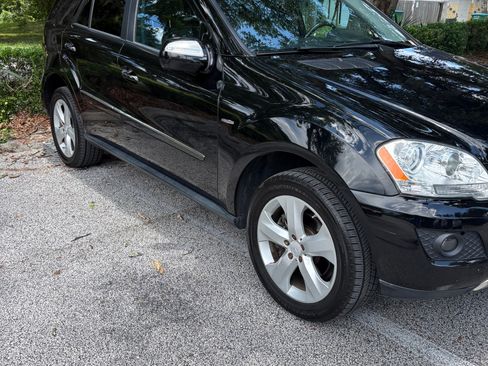 Used 2009 Mercedes-Benz ML 320 BlueTEC 4MATIC image 6