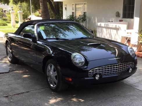 Used 2002 Ford Thunderbird image 12
