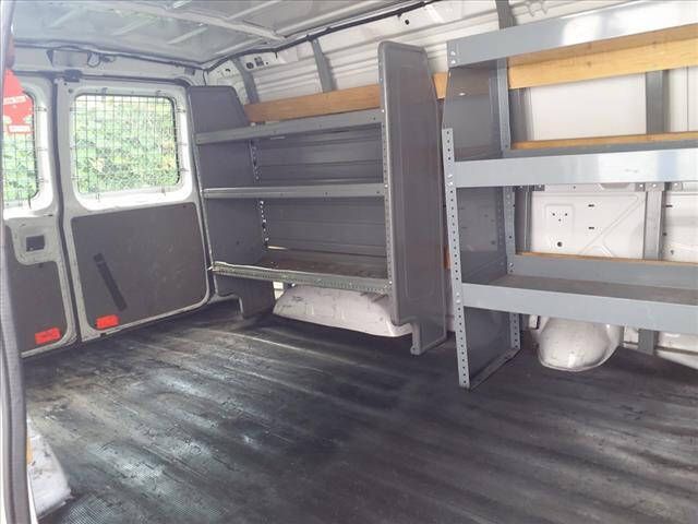 Used 2014 Ford E-250 and Econoline 250 w/ Power Group RWD image 6