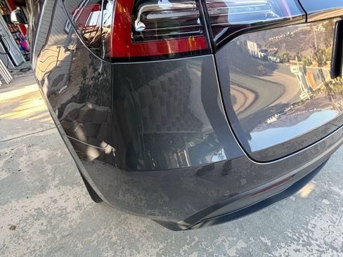 Used 2022 Tesla Model Y Long Range image 6