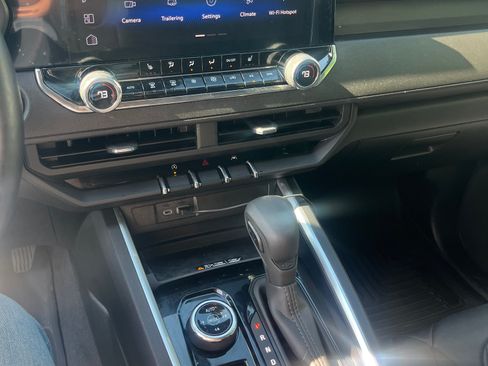 Used 2026 Chevrolet Colorado Trail Boss AWD/4WD image 9