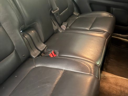Used 2013 Ford Explorer XLT FWD image 8