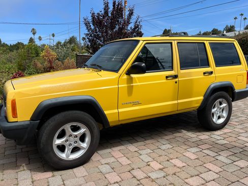 Used 2000 Jeep Cherokee Sport AWD/4WD image 2