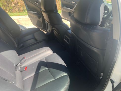 Used 2009 Nissan Maxima 3.5 SV w/ Sport Pkg image 12