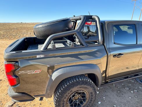 Used 2025 Chevrolet Colorado ZR2 w/ ZR2 Bison Edition image 11