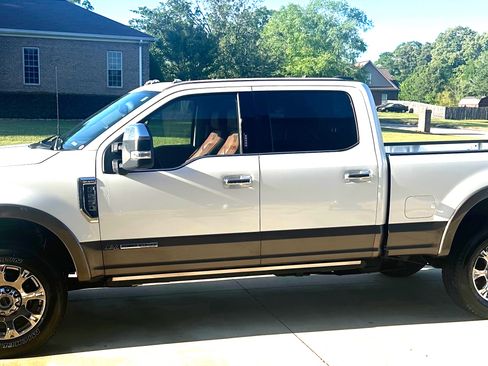 Used 2022 Ford F250 King Ranch w/ King Ranch Ultimate Package image 1