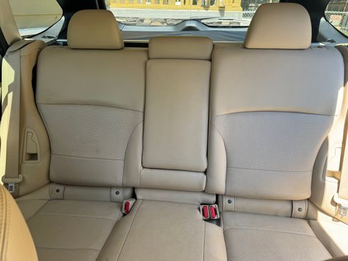 Used 2015 Subaru Outback 2.5i Limited AWD/4WD image 8