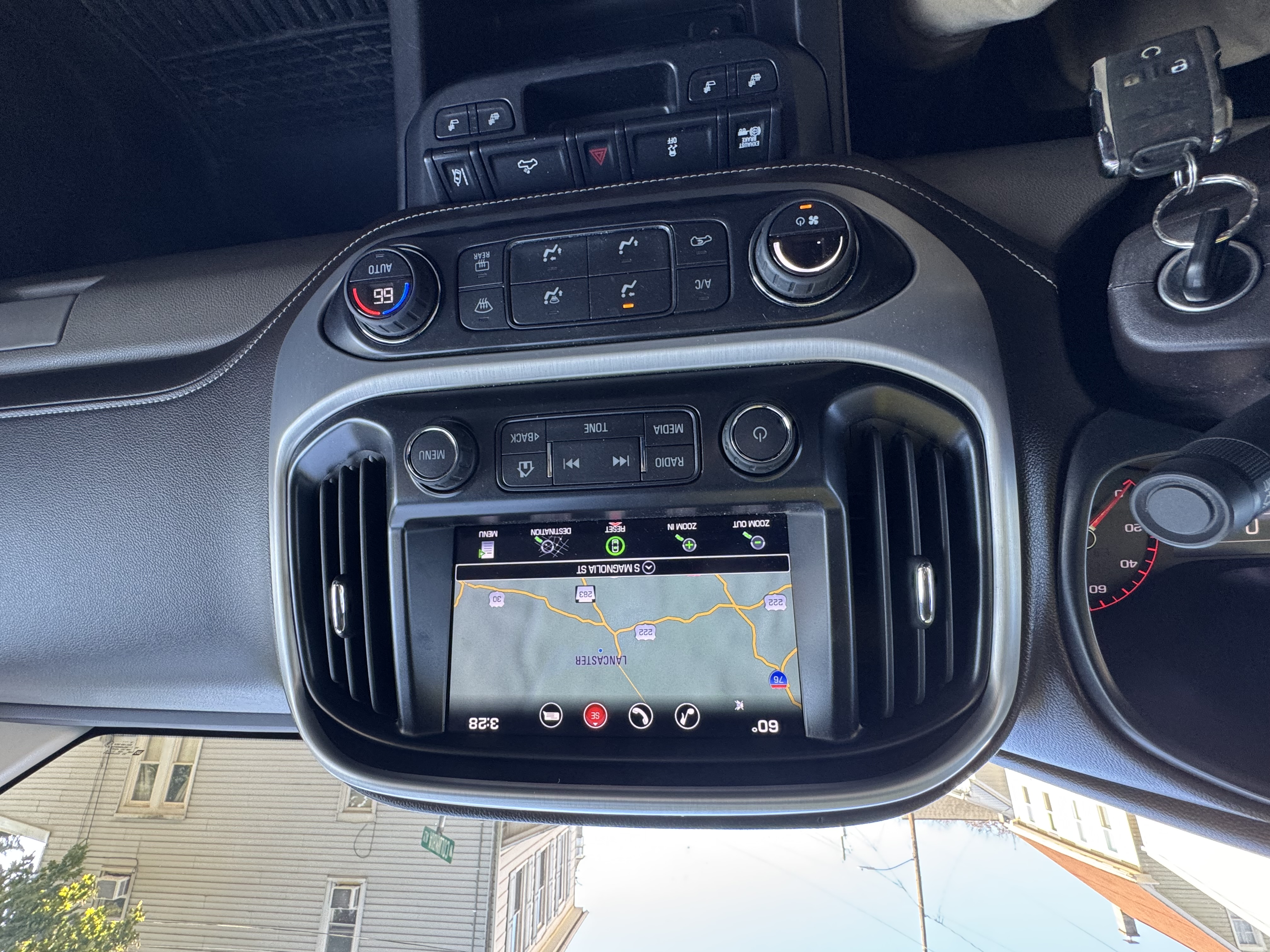 Used 2016 GMC Canyon SLT w/ Driver Alert Package AWD/4WD image 17