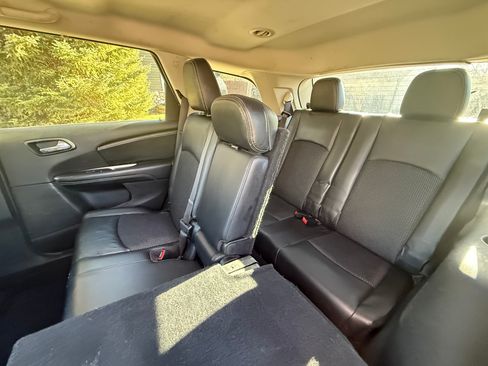 Used 2018 Dodge Journey Crossroad image 9