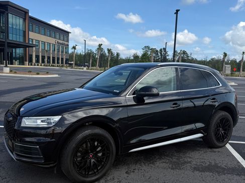 Used 2020 Audi Q5 2.0T Premium w/ Convenience Package AWD/4WD image 5