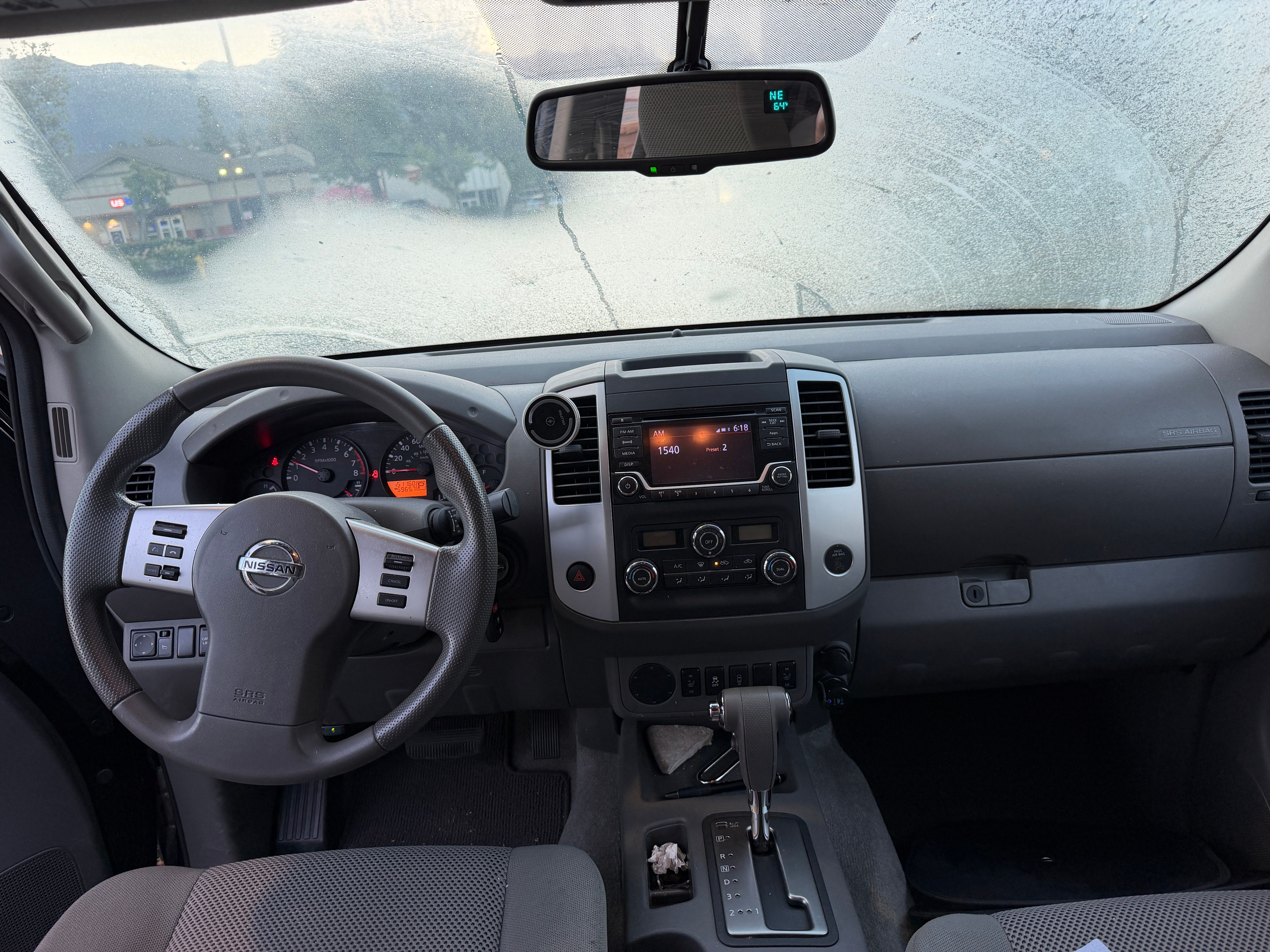 Used 2015 Nissan Frontier SV w/ SV Value Truck Package RWD image 5