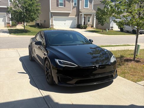 Used 2021 Tesla Model S Plaid AWD/4WD image 11