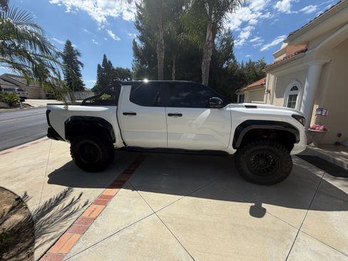 Used 2025 Toyota Tacoma TRD Pro AWD/4WD image 1