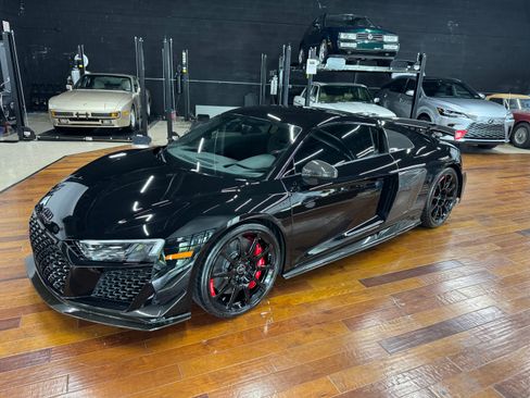 Used 2023 Audi R8 V10 GT image 1