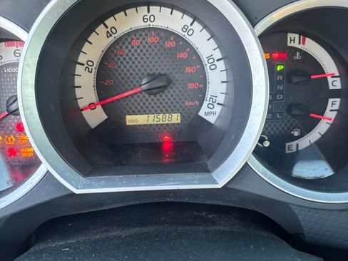 Used 2013 Toyota Tacoma PreRunner w/ Convenience Pkg image 14