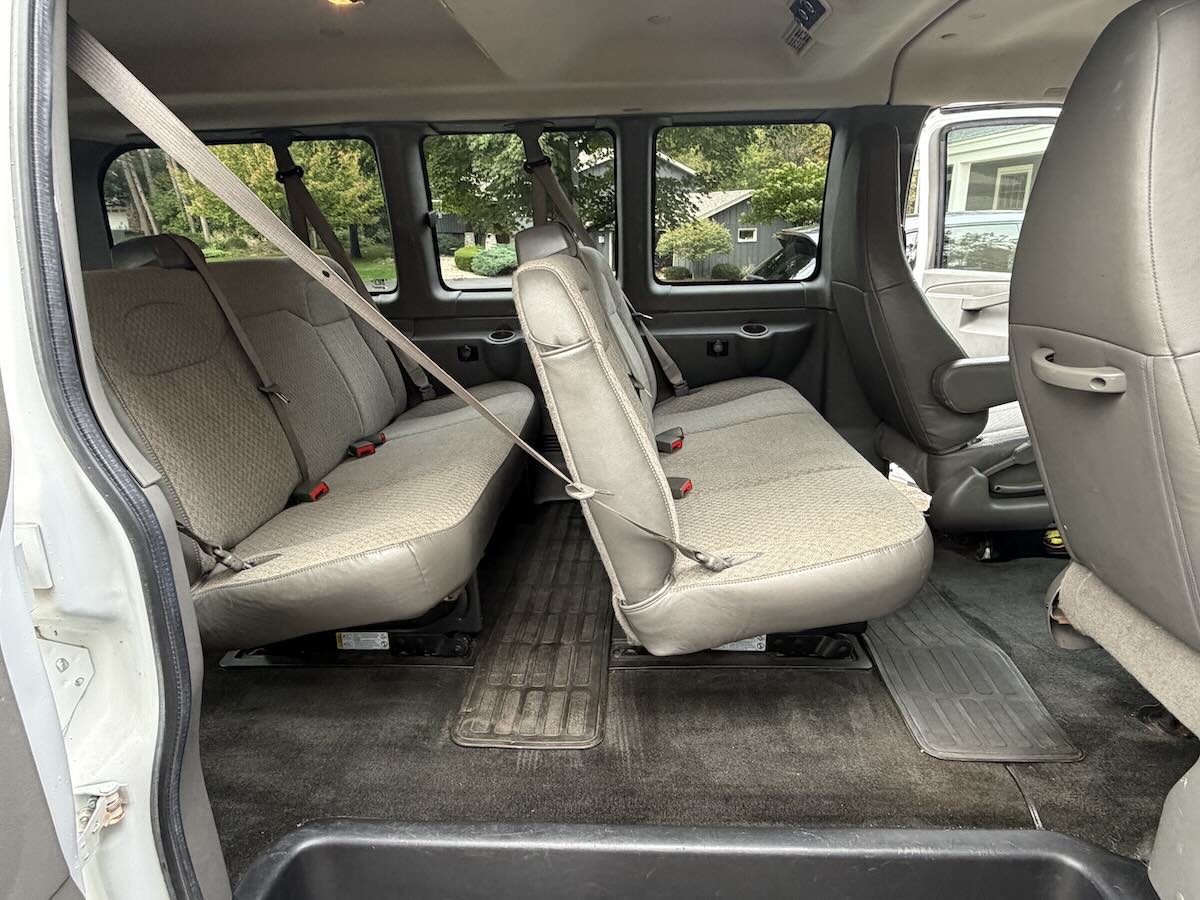 Used 2016 Chevrolet Express 2500 LS RWD image 12
