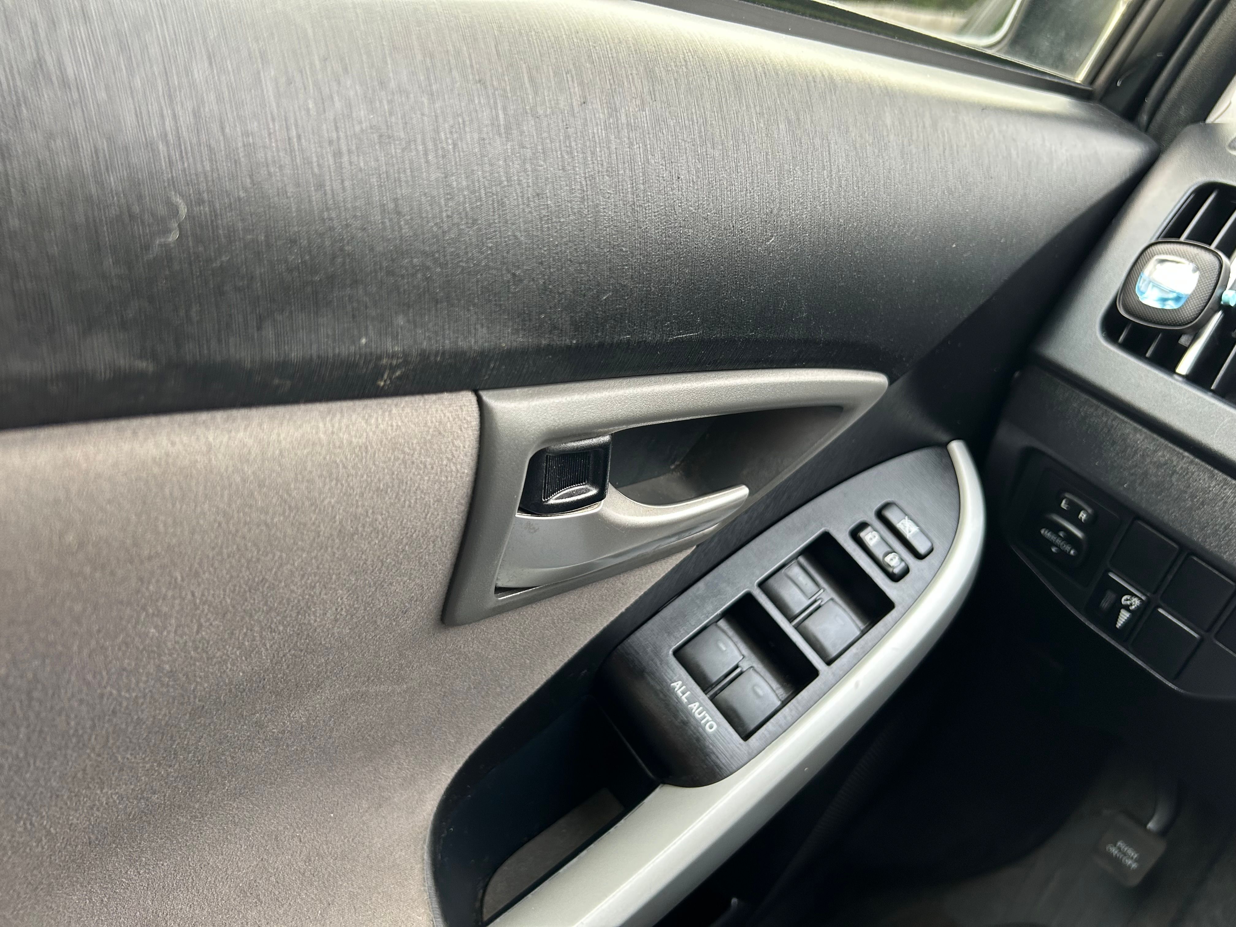 Used 2012 Toyota Prius Two FWD image 10