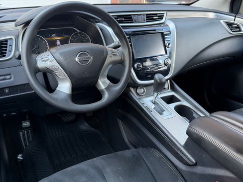 Used 2018 Nissan Murano S AWD/4WD image 14