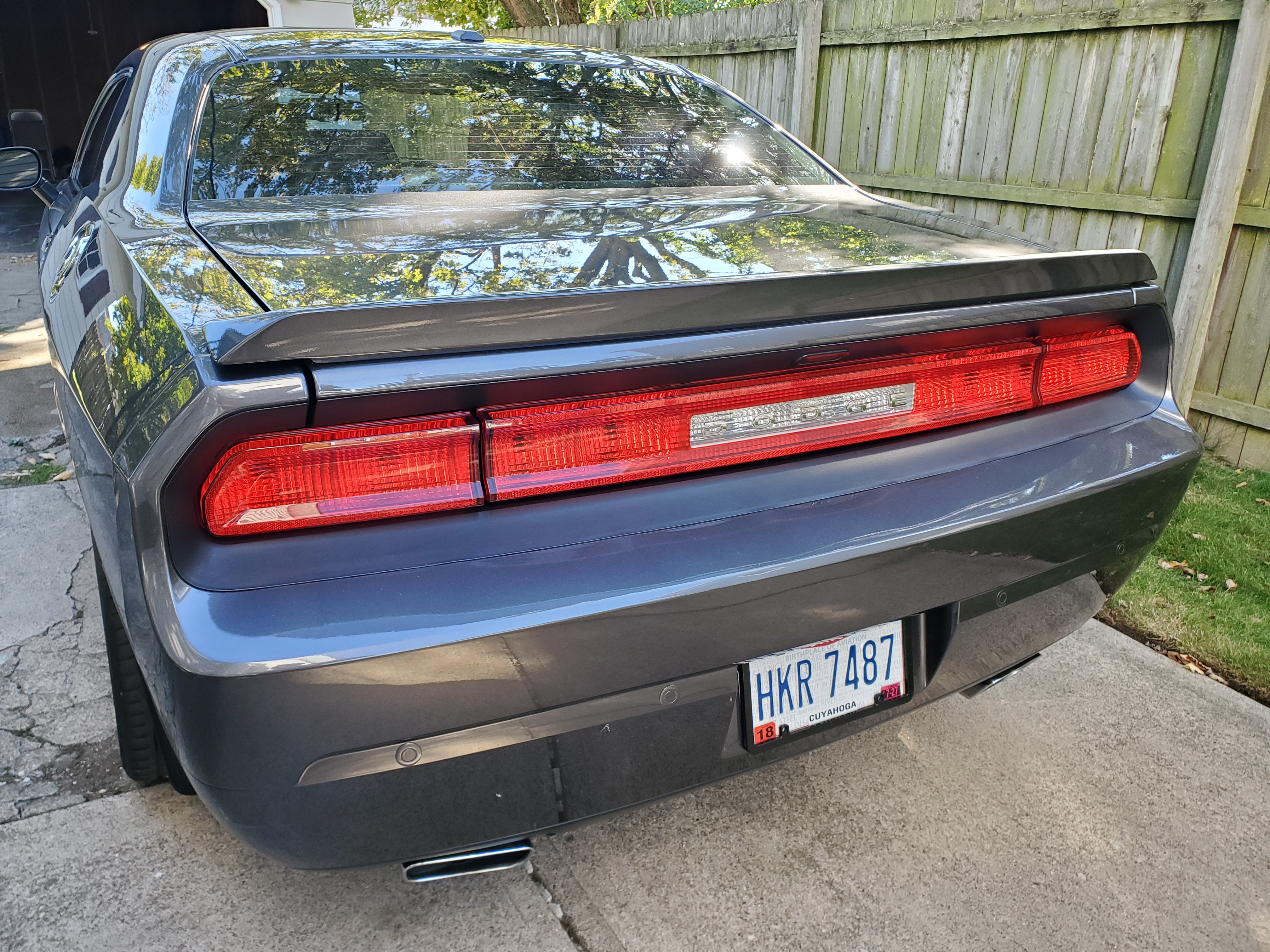 Used 2014 Dodge Challenger R/T RWD image 9
