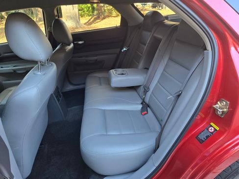 Used 2005 Dodge Magnum R/T w/ Convenience Group II image 10