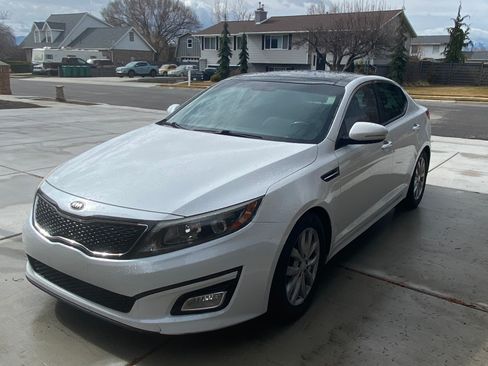 Used 2015 Kia Optima EX w/ EX Premium Package image 1