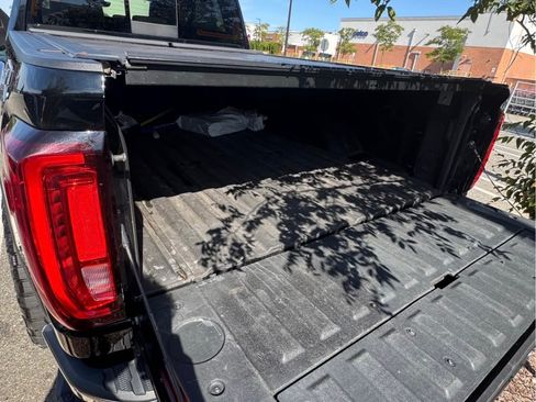 Used 2020 GMC Sierra 2500 SLT w/ SLT Premium Plus Package image 8