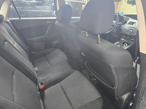 Used 2012 MAZDA MAZDA3 i Touring image 11