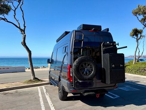 Used 2024 Mercedes-Benz Sprinter 2500 image 31