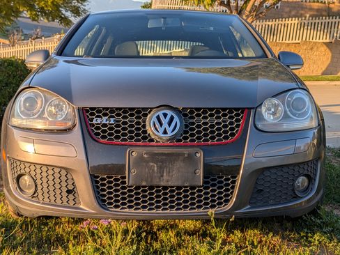 Used 2007 Volkswagen Golf 2-Door image 18