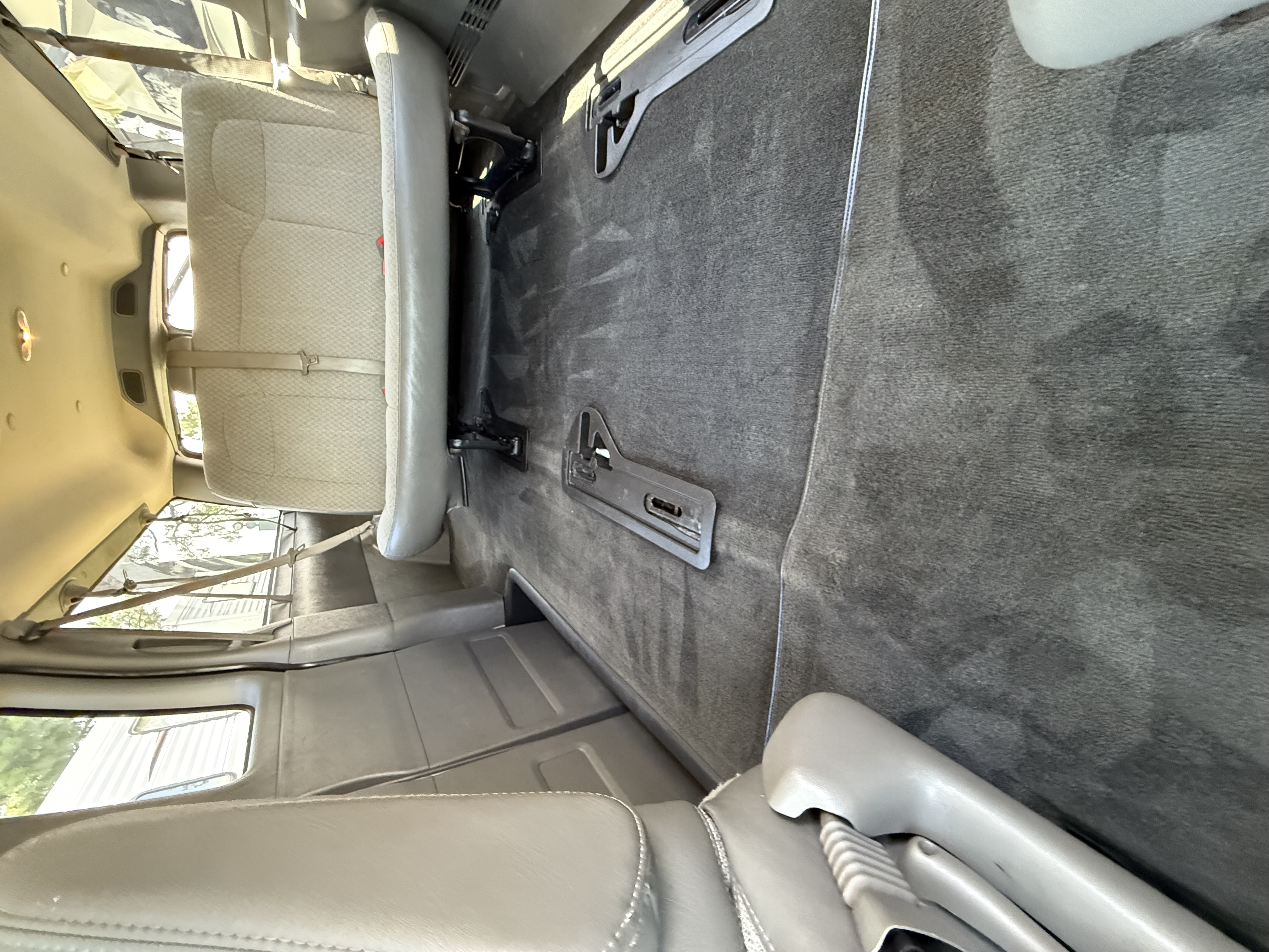 Used 2017 Chevrolet Express 3500 LT w/ LT Preferred Equipment Group RWD image 12