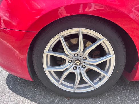 Used 2010 Hyundai Genesis 3.8 RWD image 17