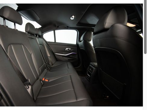 Used 2020 BMW 330i Sedan w/ Premium Package image 5