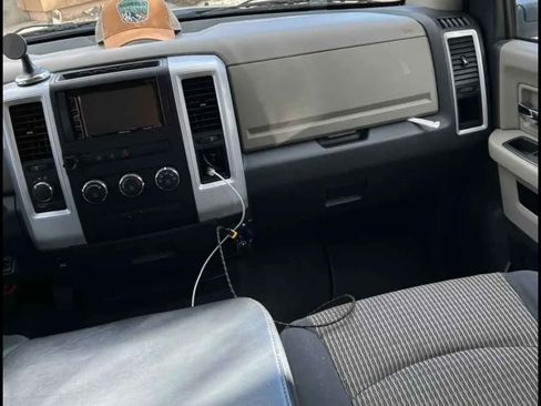 Used 2009 Dodge Ram 1500 Truck SLT image 4