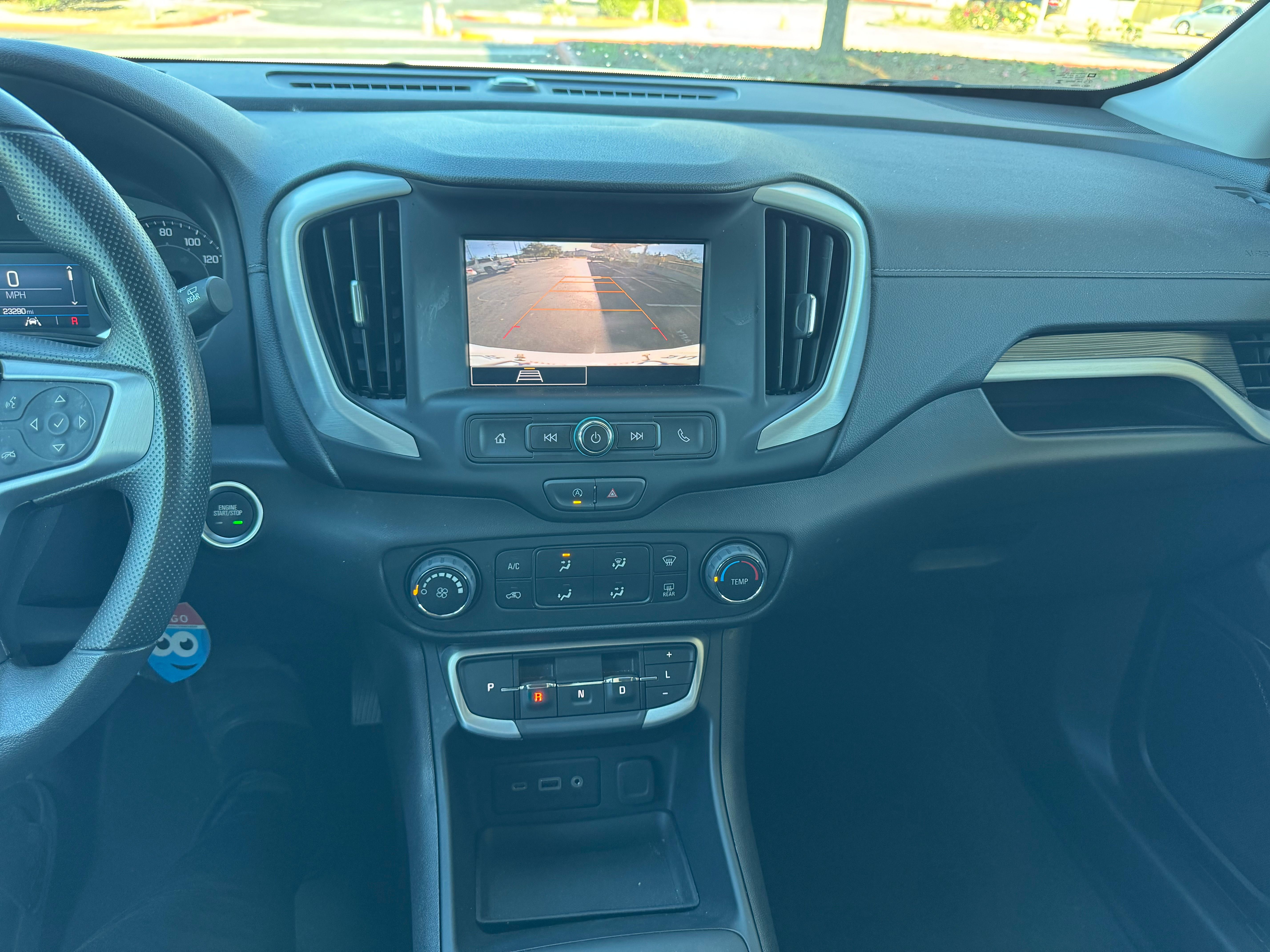 Used 2024 GMC Terrain SLE FWD image 13