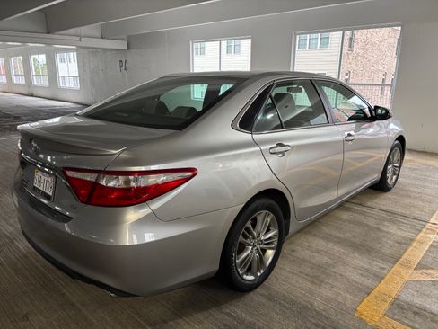 Used 2015 Toyota Camry SE w/ Protection Package image 5