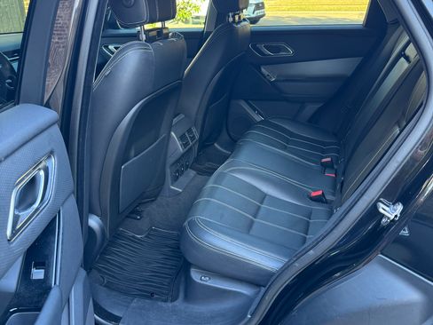 Used 2018 Land Rover Range Rover Velar S image 13