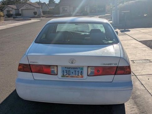Used 2001 Toyota Camry CE image 6