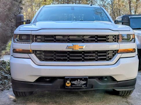 Used 2016 Chevrolet Silverado 1500 Custom w/ Custom Convenience Package image 4