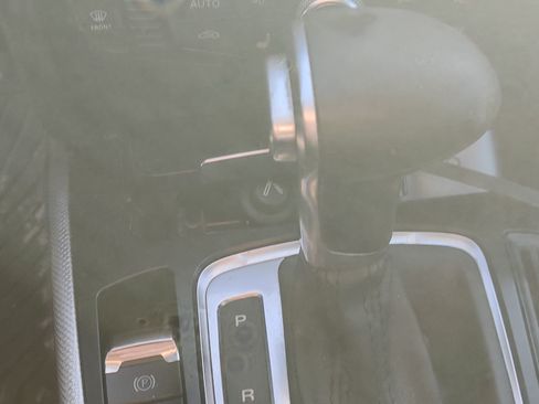 Used 2014 Audi A4 Premium w/ Lighting Package image 6