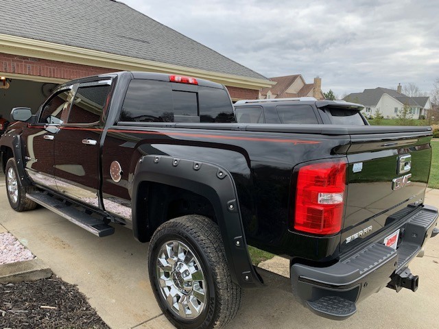 Used 2016 GMC Sierra 2500 Denali w/ Duramax Plus Package AWD/4WD image 5