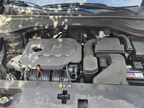 Used 2019 Hyundai Santa Fe SEL image 17