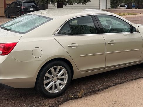 Used 2014 Chevrolet Malibu LT FWD image 4