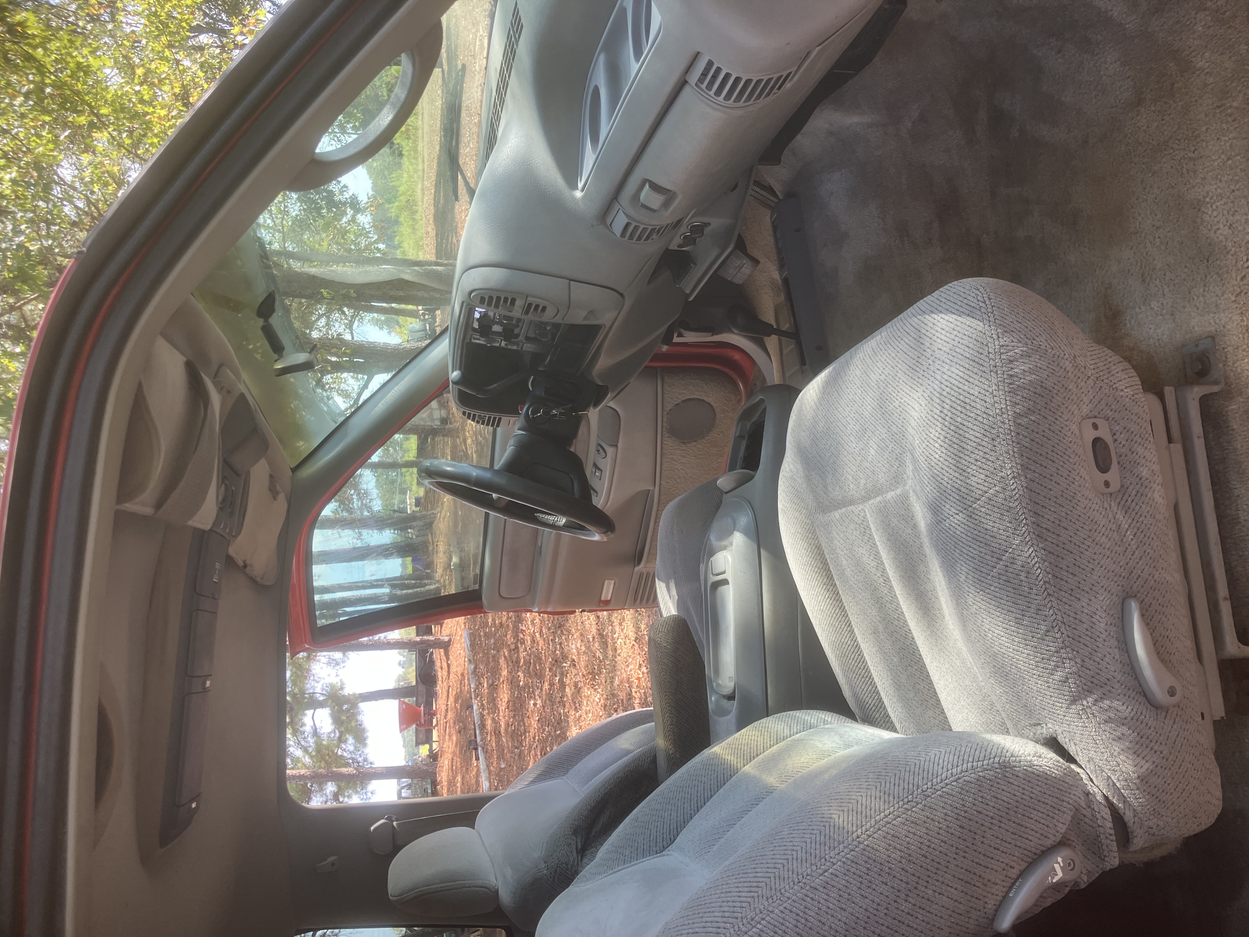 Used 1995 Chevrolet Tahoe 4WD 2-Door image 6